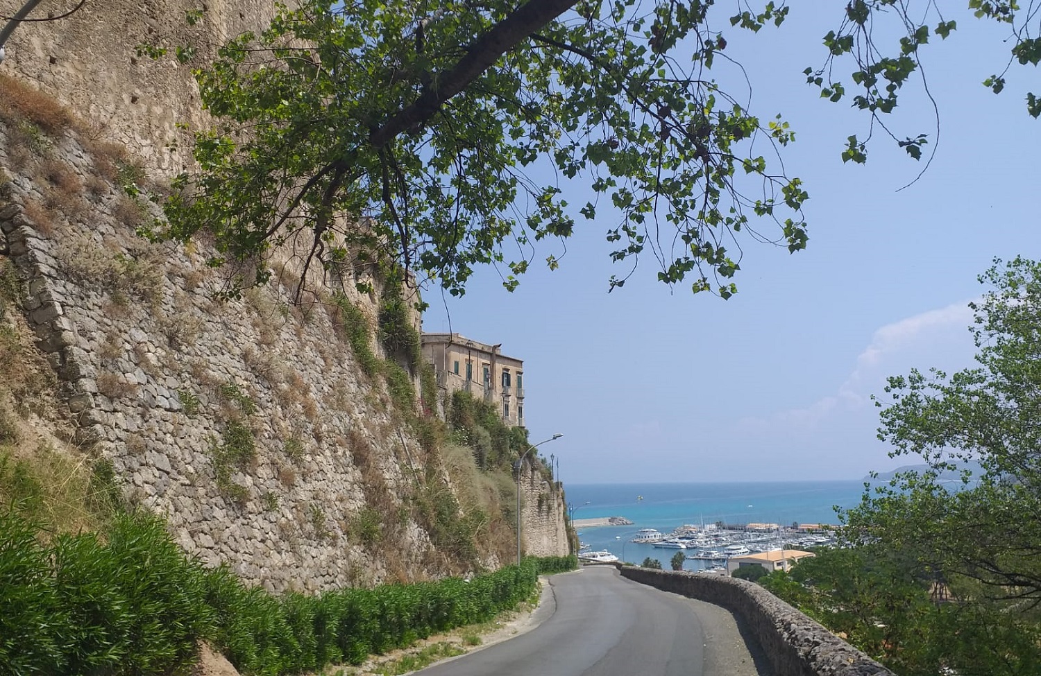 Il Castello e le origini del primo cristianesimo di Tropea