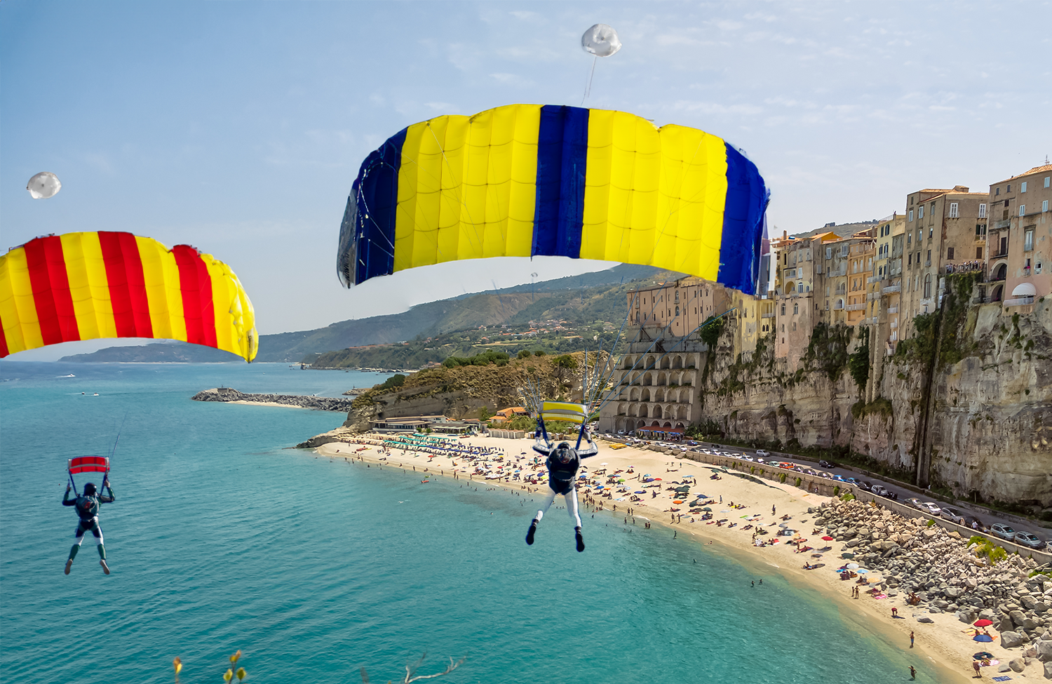 Sport acquatici a Tropea: Scii nautico, Parasailing, Sub